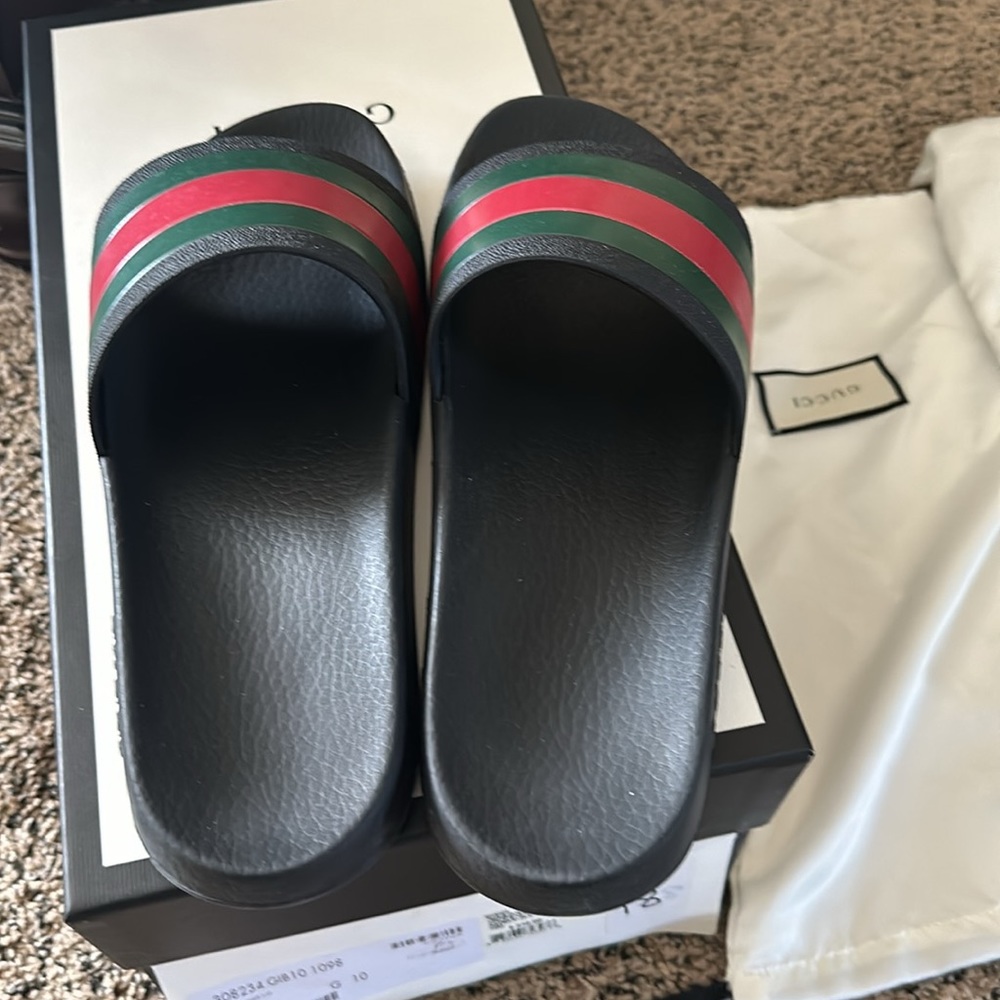 Gently used mens NERO sandal size 10 - Picture 3 of 5